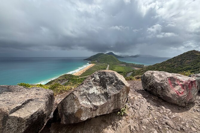 City Tour, Timothy Hill Lookout and South Friars Beach - Two churches with very different stories