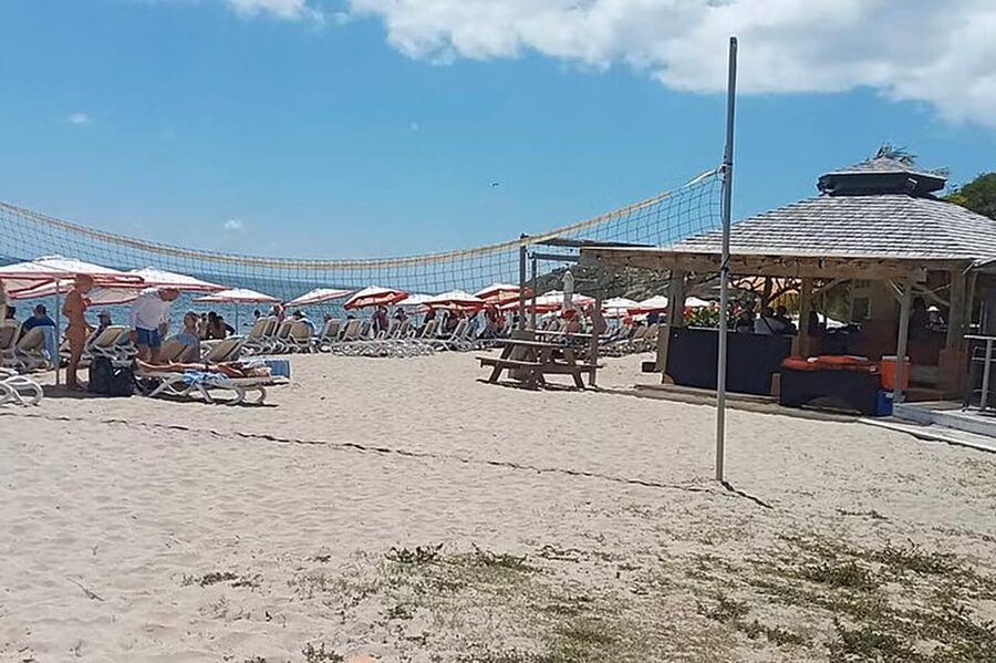 Cockleshell Beach Excursion - Booking advice for a smoother day