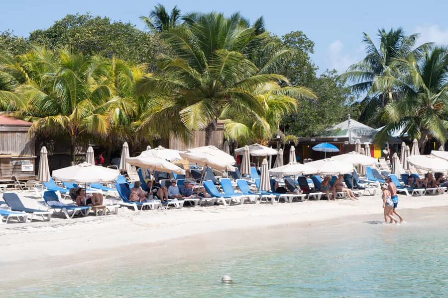 Cockleshell: Beach Excursion, Snorkeling, and Scenic Views - Five hours at Cockleshell Beach