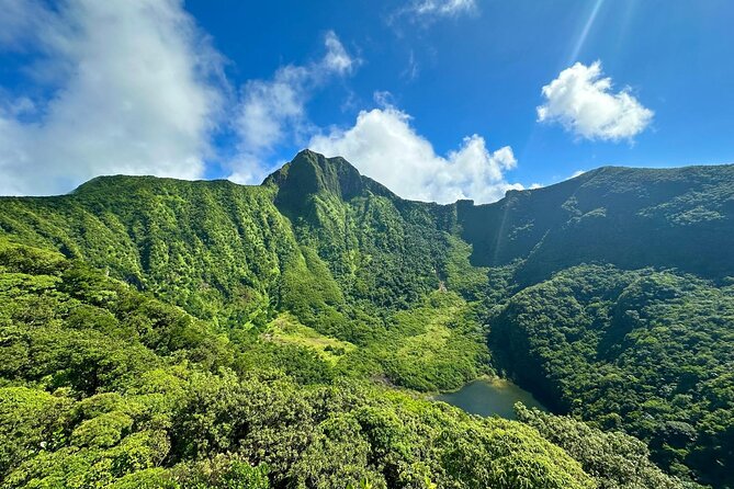 Hike St. Kitts: Highest peak Mount Liamuiga Volcano - Guides, group size, and the human side of the day