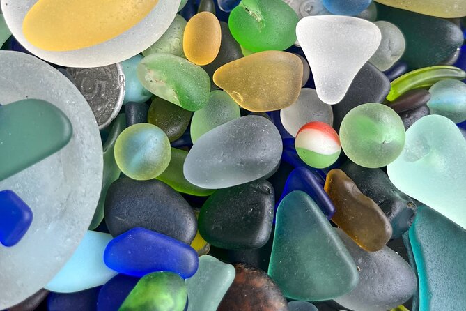 Hike St. Kitts: Sea Glass Discovery at Volcanic Beach - The first beach: an easier start on black sand