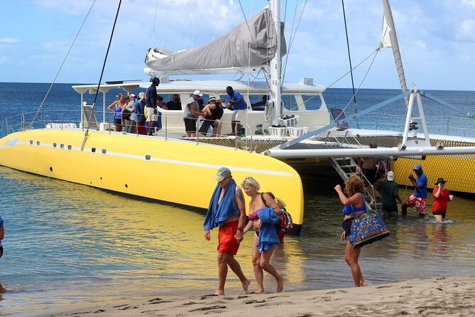 Leisure Full Day Catamaran (Blue, Aqua or LIC) - Practical details before you book