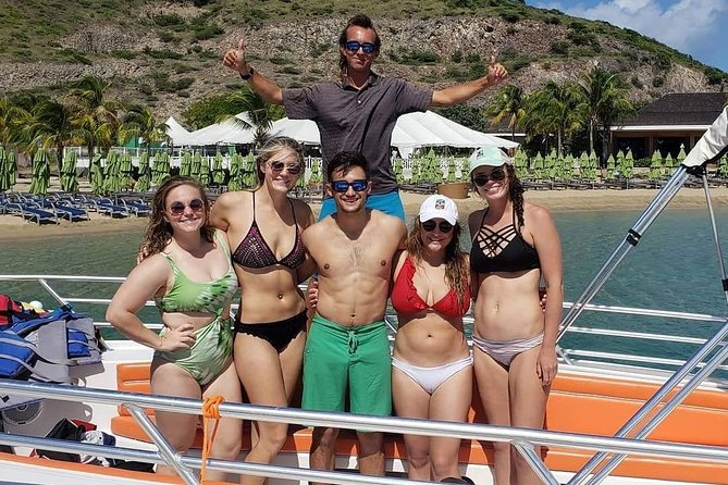 Parasailing Adventure - A Safety-Minded Crew and a Relaxed Boat Ride
