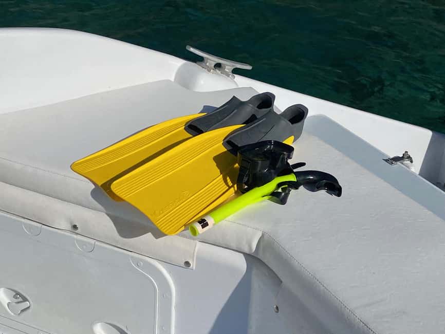 PRIVATE POWER CATAMARAN - Snorkeling and swimming around St Kitts