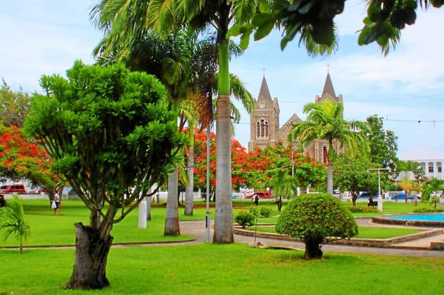 St. Kitts: Basseterre, Royal Highlight Tour - A five-hour introduction to St. Kitts