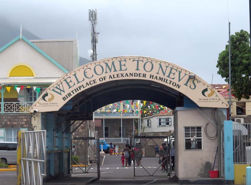 St. Kitts: Nevis Island Tour and Beach Time with Lunch - Why Nevis makes a good side trip from St. Kitts